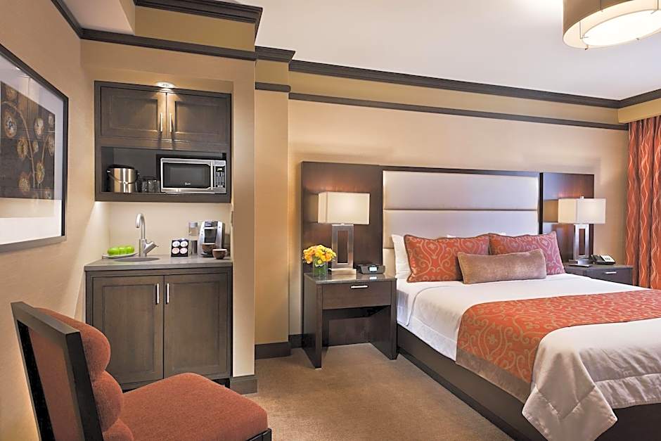 The Pearl New York