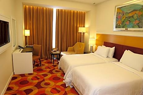 Perdana Executive Twin