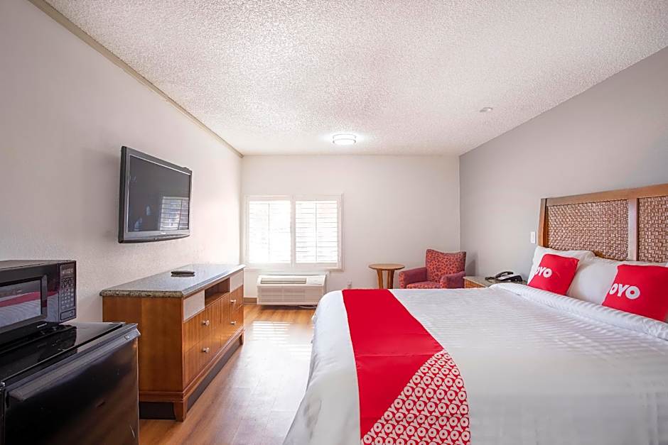 OYO Hotel Palmdale - Antelope Valley
