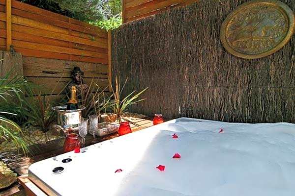 Weeroona Bed And Breakfast