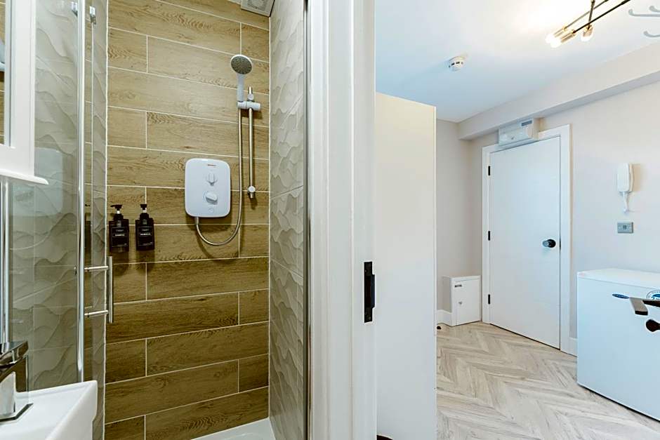 West Drayton Self Contained Studios