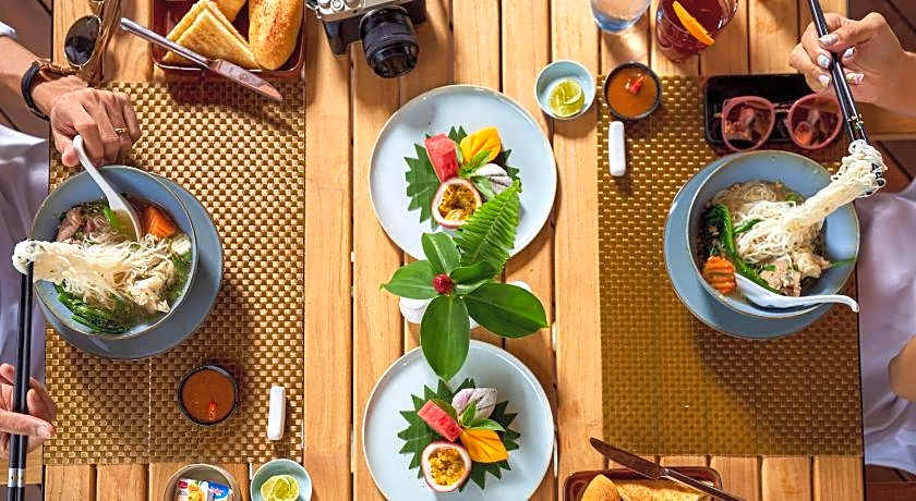 Angkor Green Garden by Dara