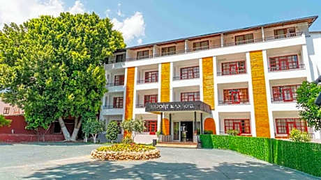 Belpoint Beach Hotel