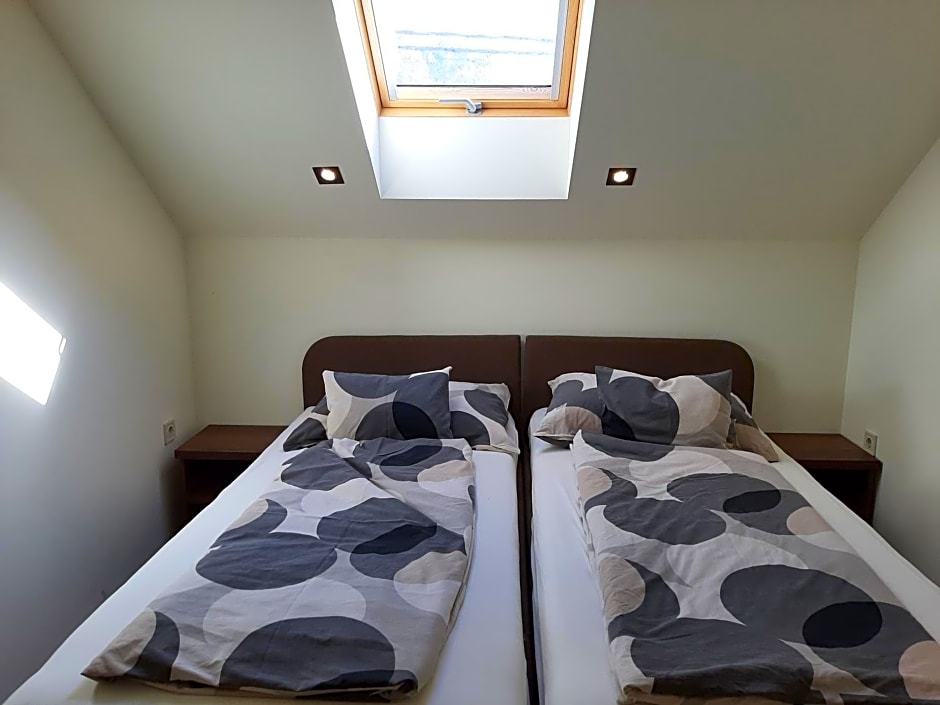 Viktória Lovas Panzió