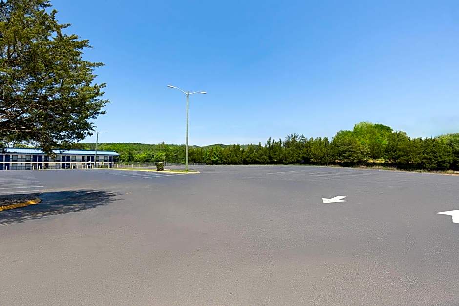 Baymont by Wyndham Knoxville I-75