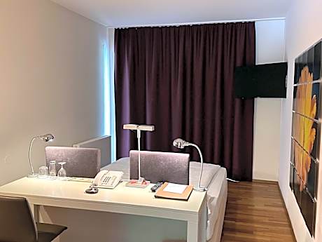 Single Room with Garden View