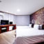 Happy Q Motel