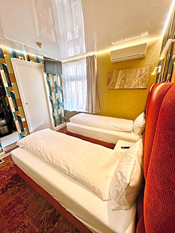 Economy Twin Room