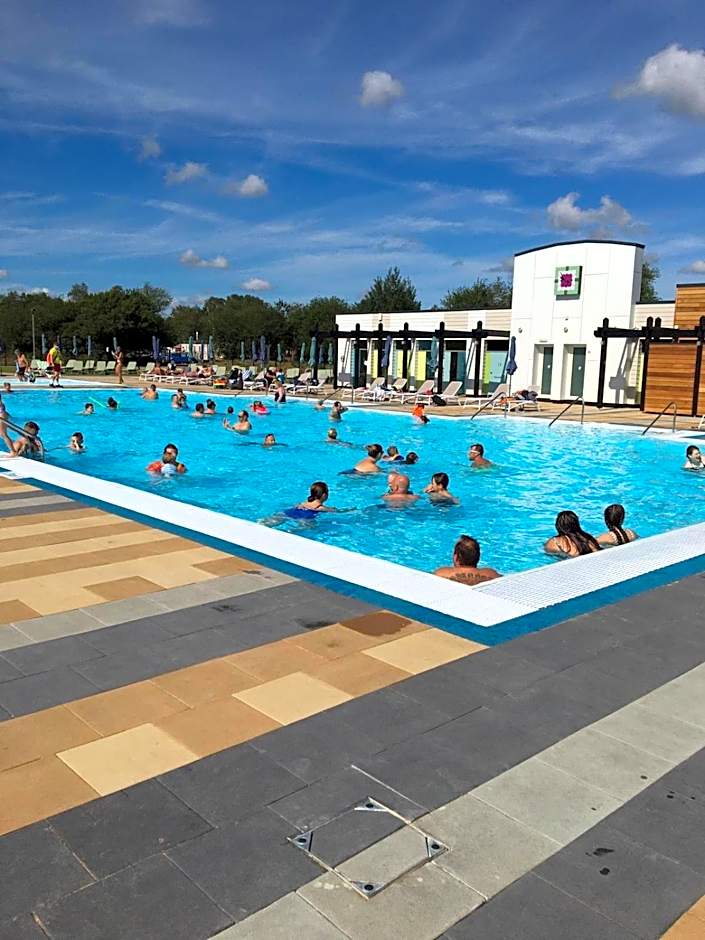 Calypso Hot Tub Breaks Tattershall Lakes Pet Friendly