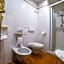 Hotel Lago Bin