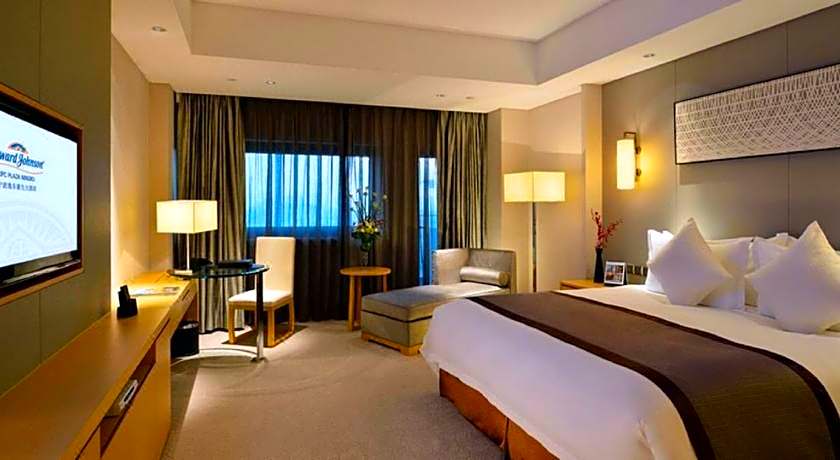 Howard Johnson IFC Plaza Ningbo Hotel