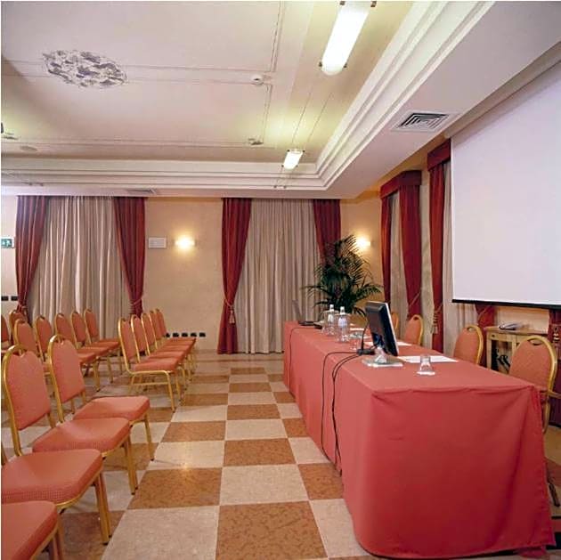 Hotel La Cantina