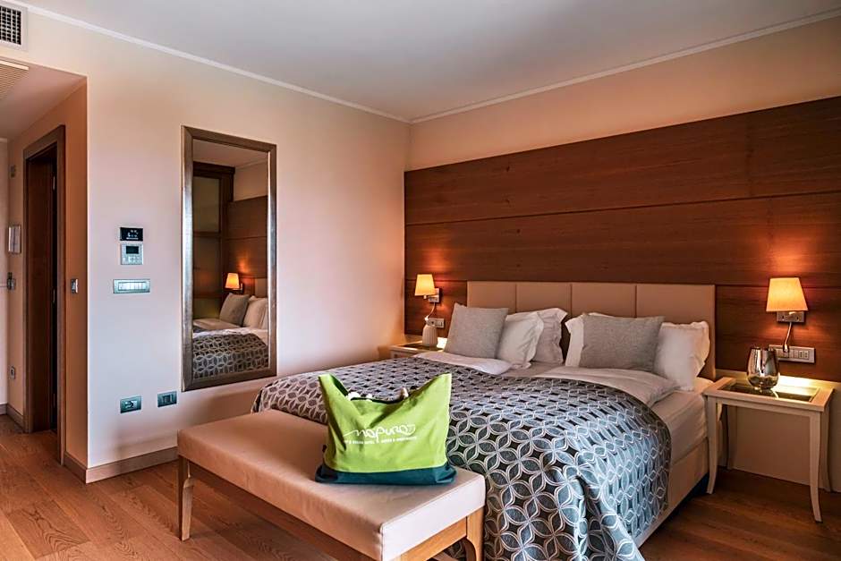 Art & Design Hotel Napura