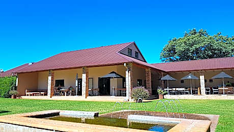 Esther's Country Lodge