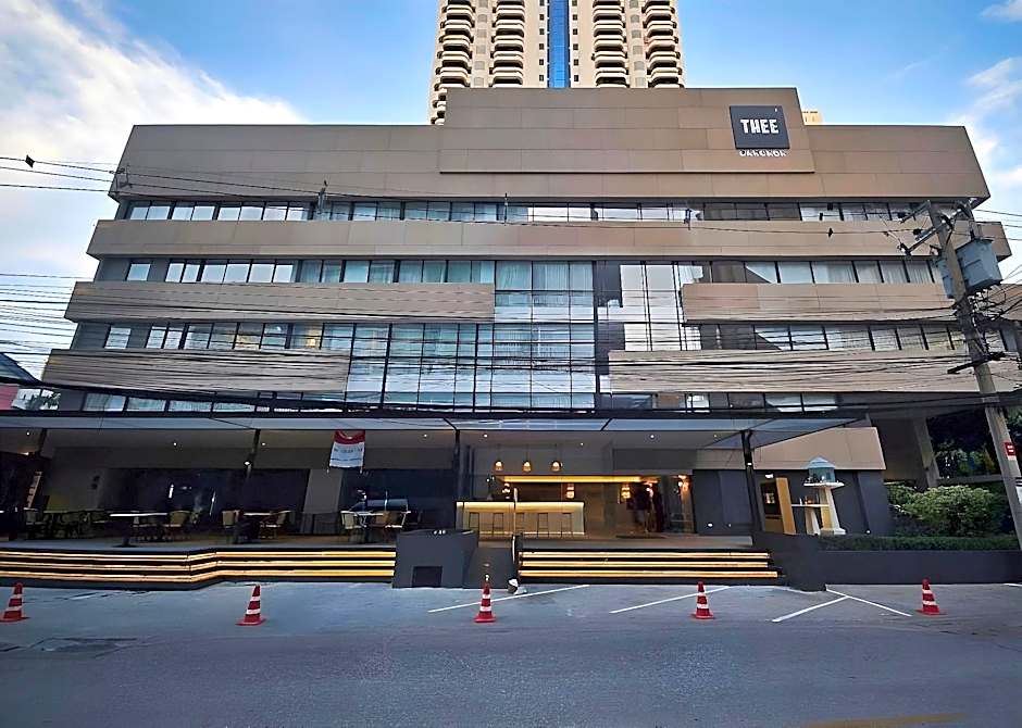 Thee Bangkok Hotel by TH District