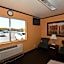 Super 8 by Wyndham Midwest City OK