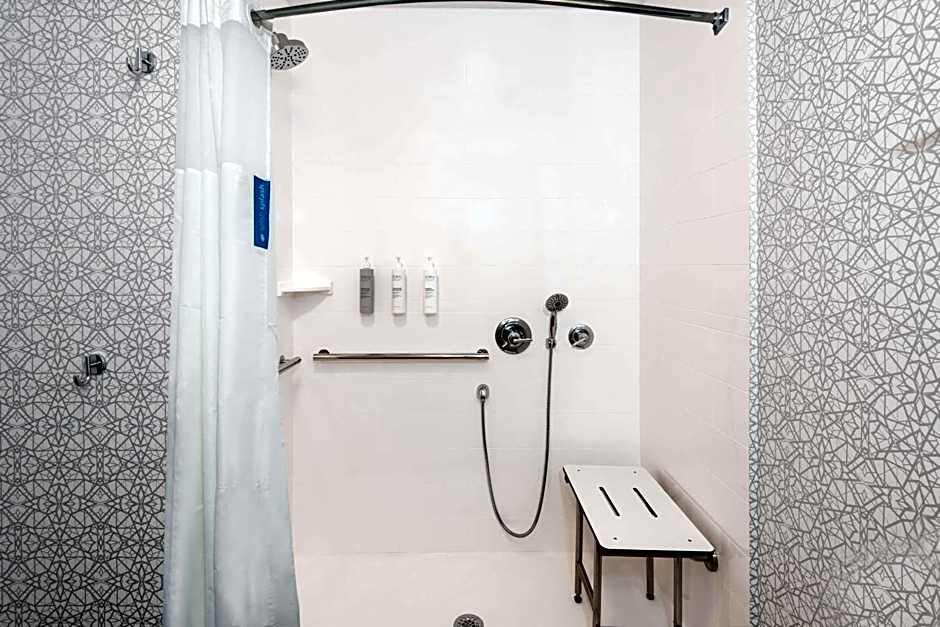 Hampton Inn By Hilton & Suites Charlottesville-At The University