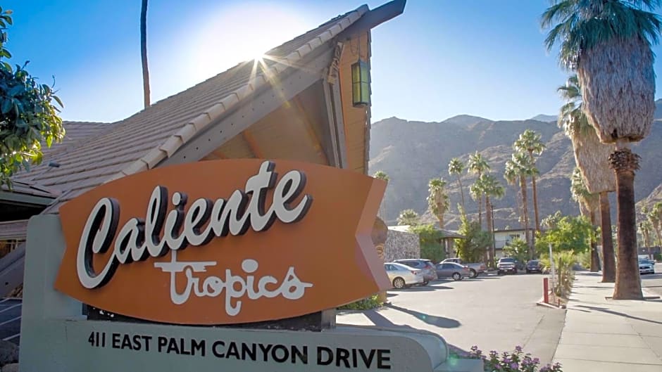 Caliente Tropics