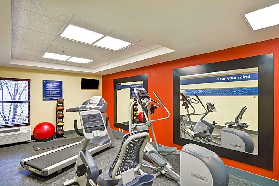 Hampton Inn By Hilton Albany Wolf Road Airport