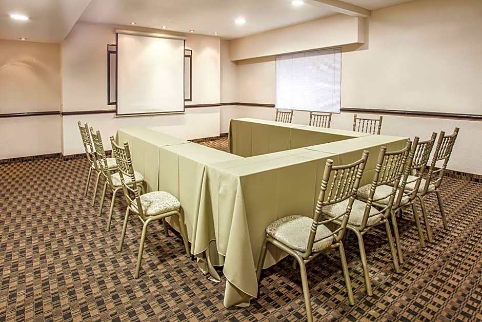 CHN Hotel Monterrey Norte, Trademark Collection by Wyndham