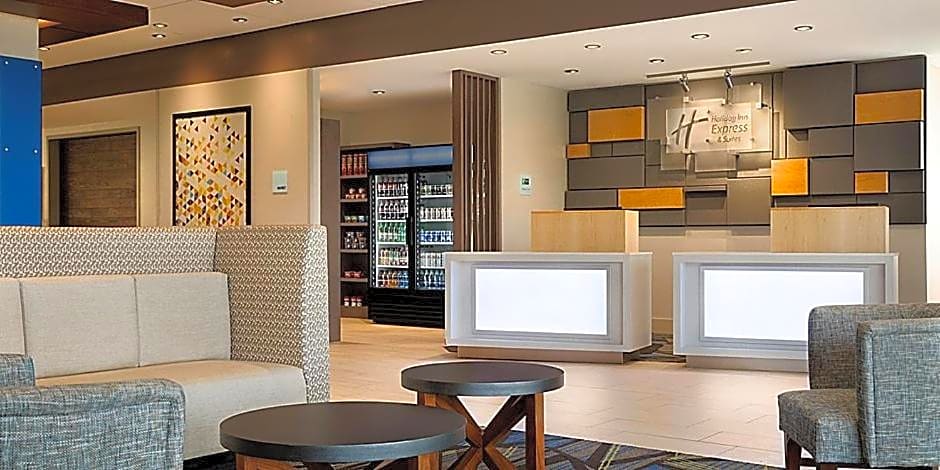 Holiday Inn Express & Suites - Kokomo South, an IHG Hotel