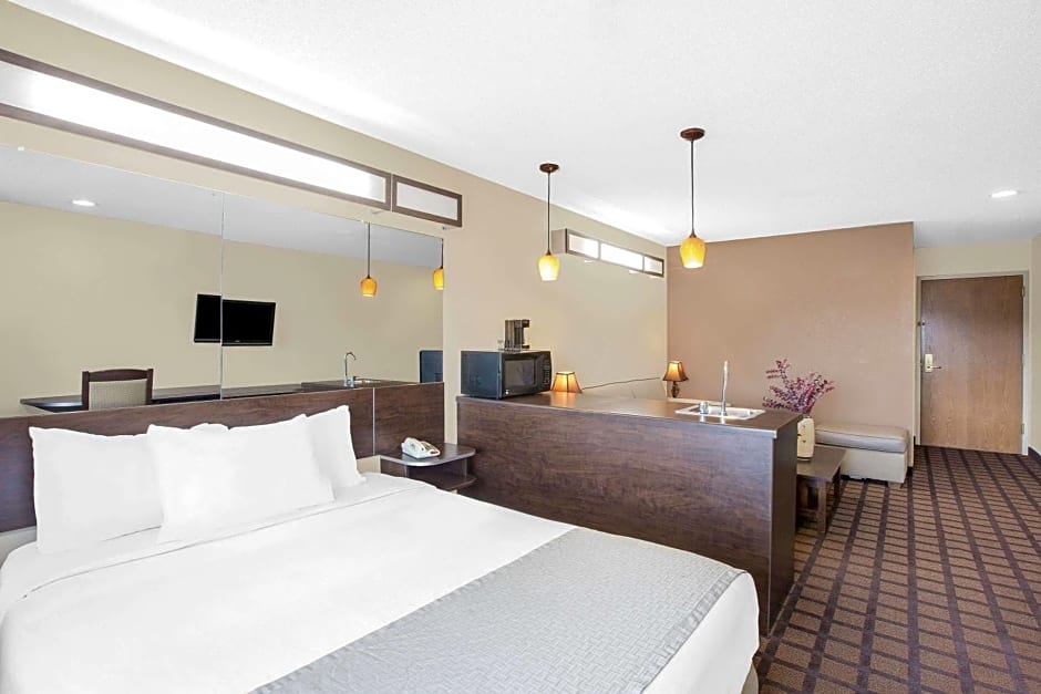 Microtel Inn & Suites By Wyndham Franklin