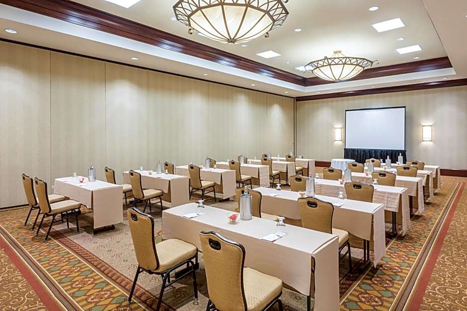 Crowne Plaza Providence Warwick Airport By IHG