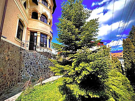 Casa Dunarea by Genco