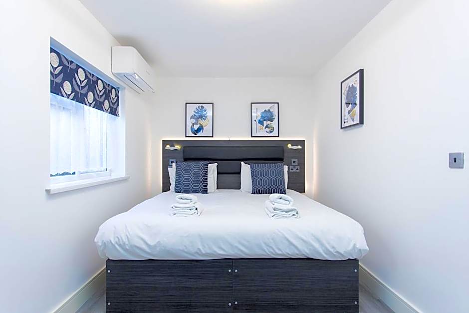 Legoland Heathrow Windsor Apartment Hotel