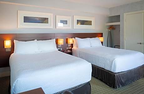 Double Room with Two Double Beds - Drive up