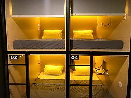 InnBox Capsule Hotel