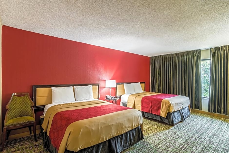 Fresno City Inn – Fresno, CA