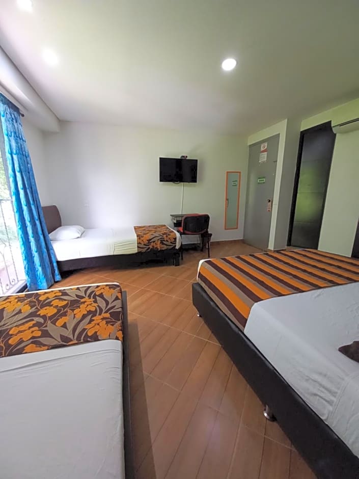 Hotel Quinta Avenida