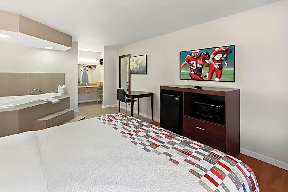 Red Roof Inn Muscle Shoals