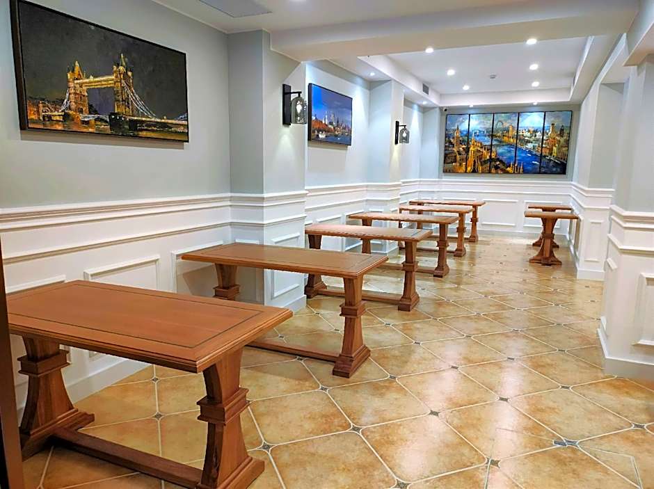 London Hotel