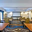 Hampton Inn By Hilton Kenedy