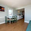 Commander Hotel & Suites