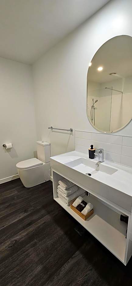 Alps Motel & Apartments