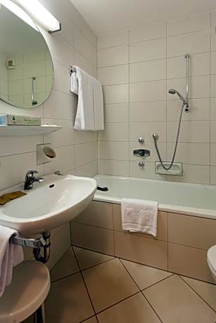Deluxe Double Room with Shower