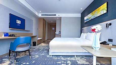 Standard Super King Room - High Floor