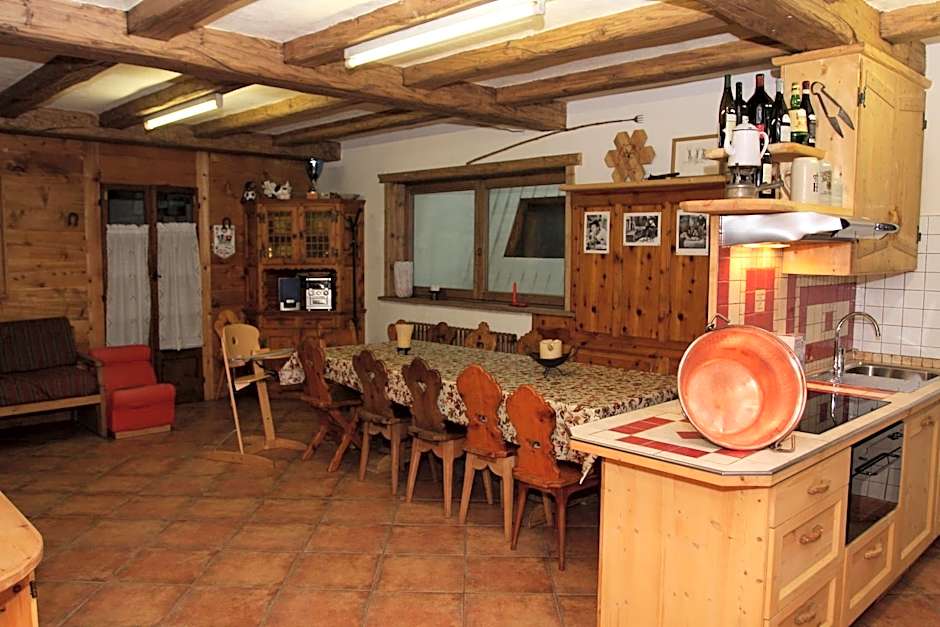 Art Apartments Casa Lapis