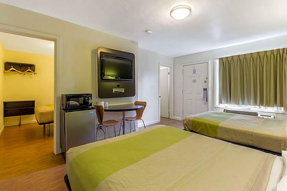 Motel 6 San Rafael