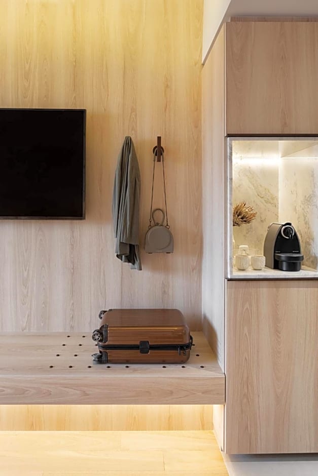 QOYA Hotel Curitiba, Curio Collection by Hilton