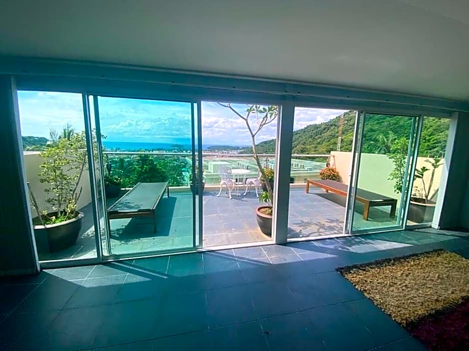 Large sea view house in Kata, Big Buddha views