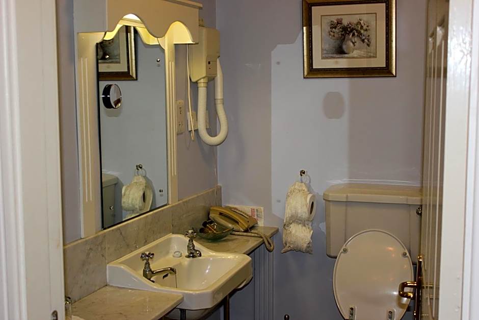 Kilcooly's Country House Hotel