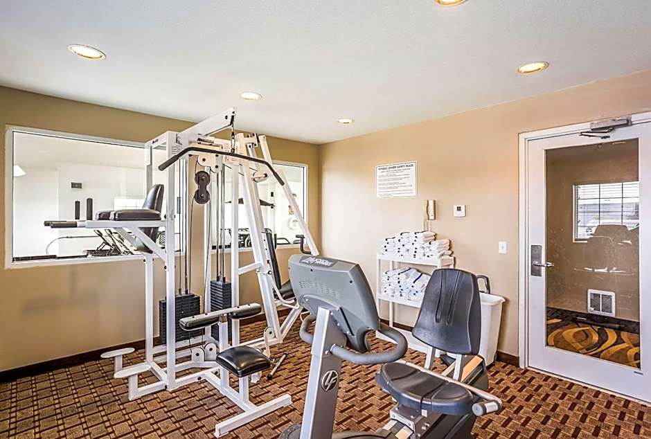 MainStay Suites Cedar Rapids North - Marion