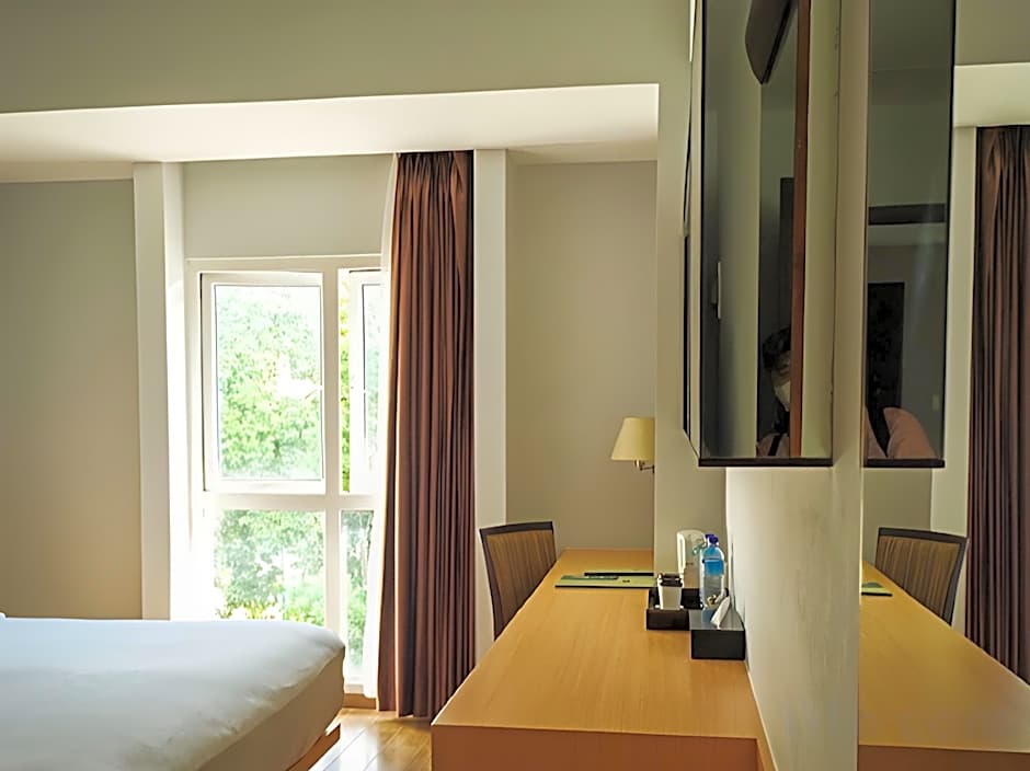 Hotel Santika Mataram