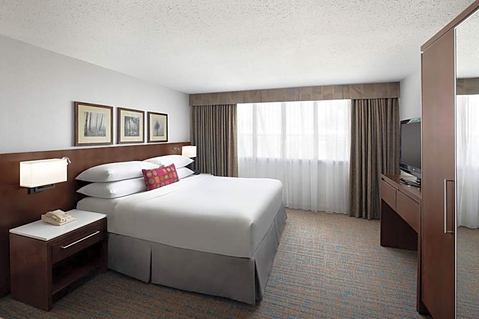 Delta Hotels by Marriott Calgary South
