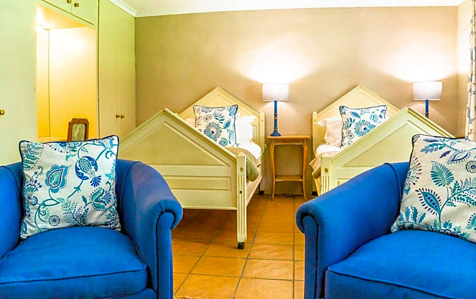 Halliwell Country Inn