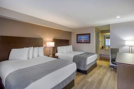 Queen Room with Two Queen Beds - Non-Smoking